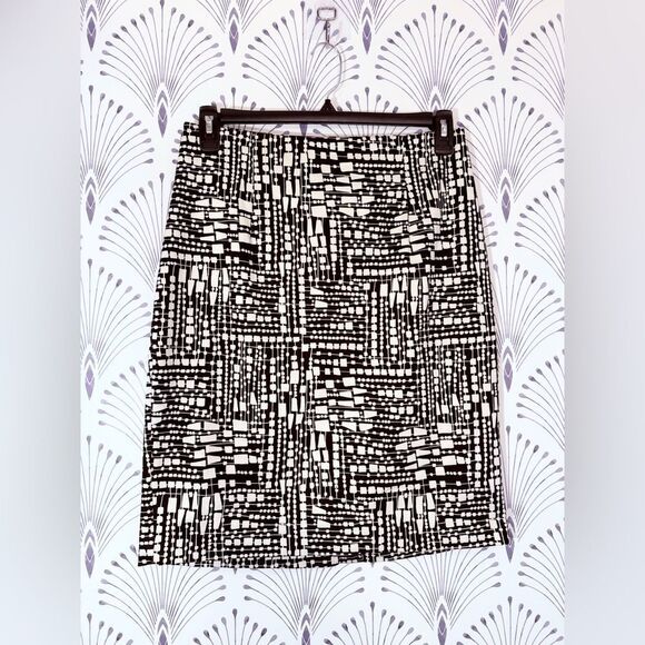 Worthington Dresses & Skirts - Worthington Black and White Midi Pencil Skirt size 12 NWOT